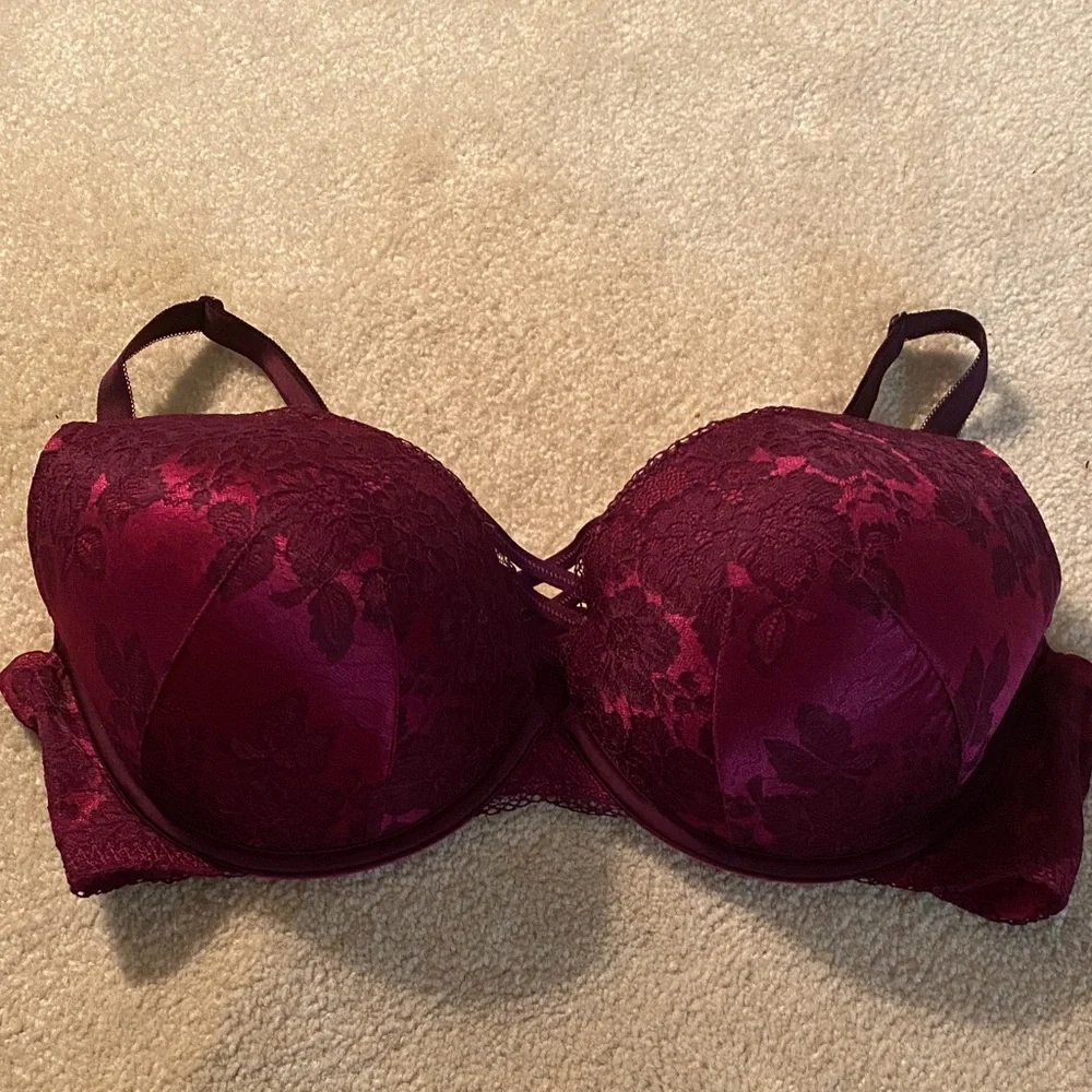 Torrid 40DD underwire lace bra great condition! - Picture 1 of 7